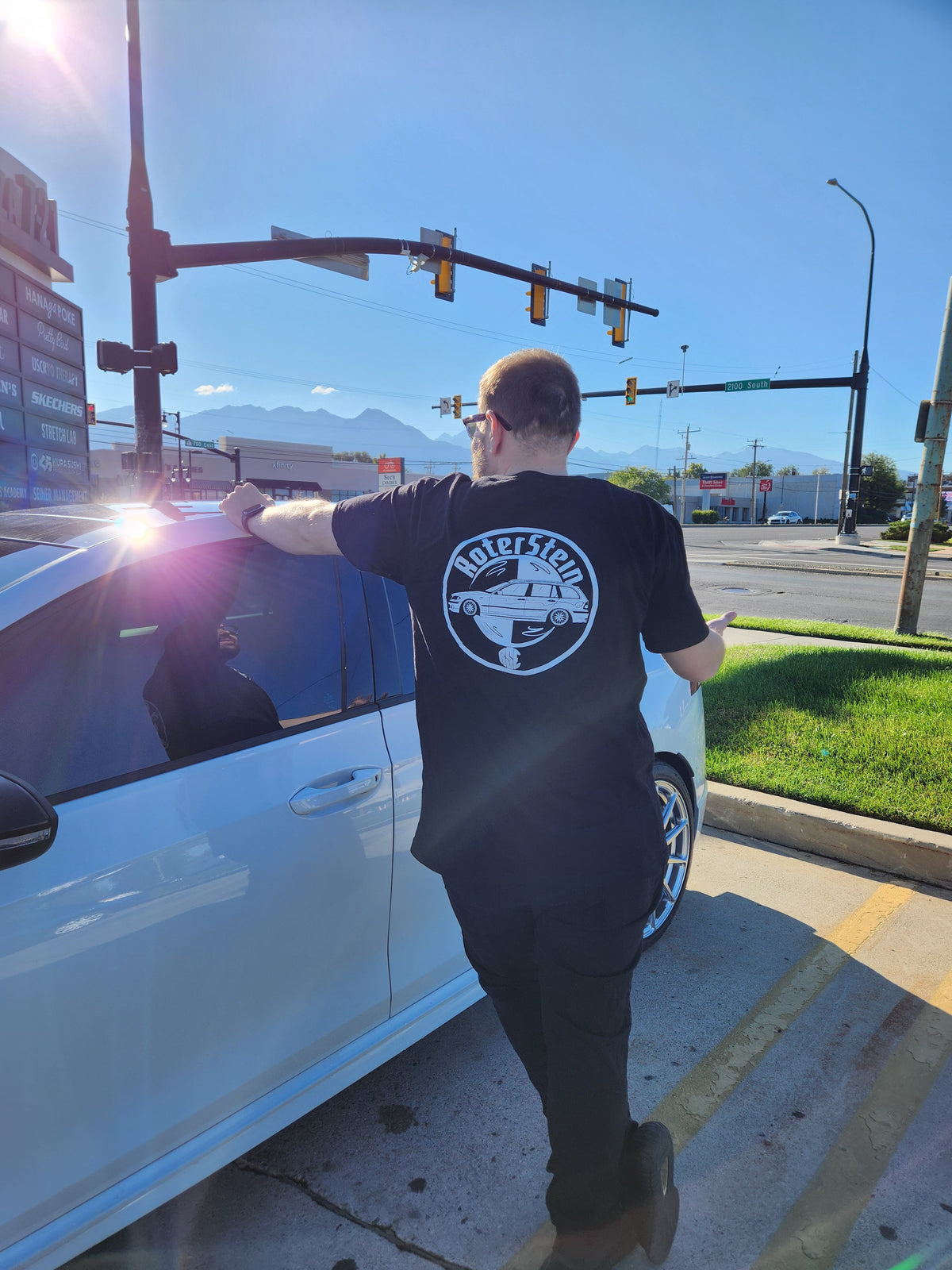 Roundel Tee - back